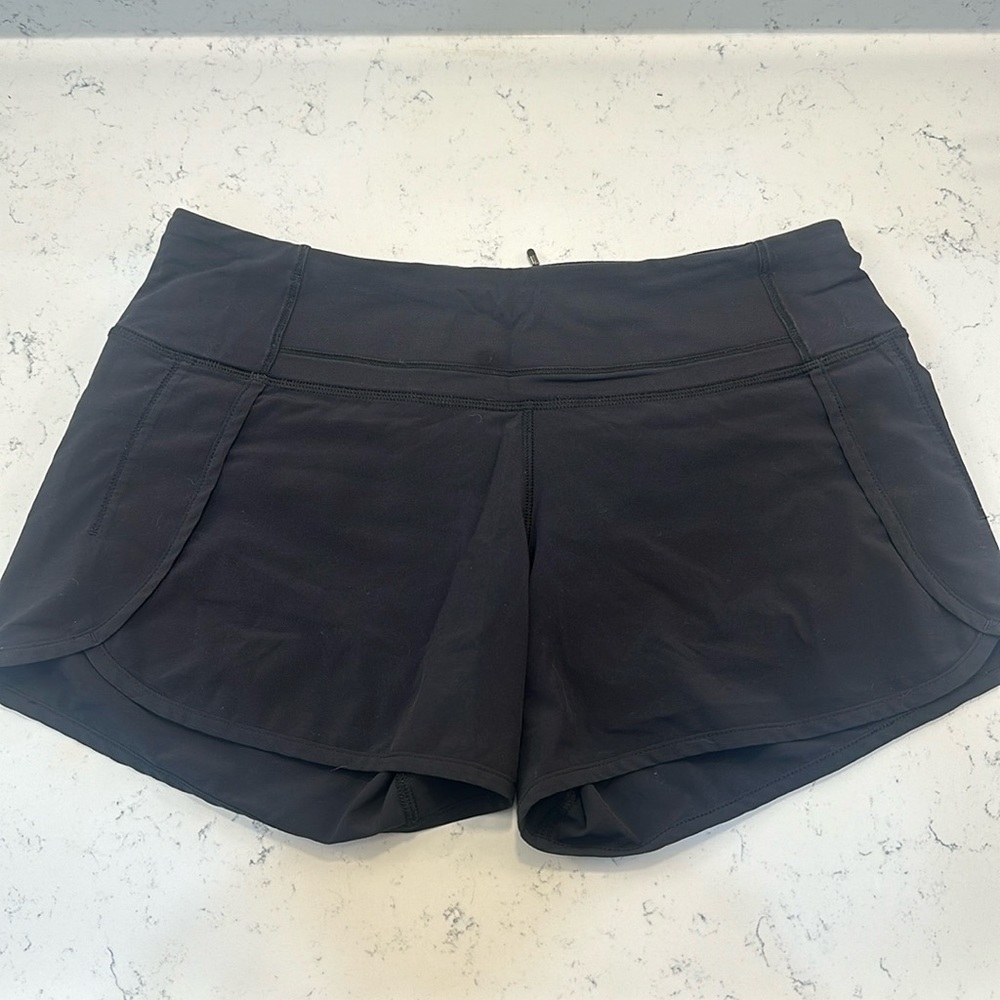 Lululemon Speed Up shorts